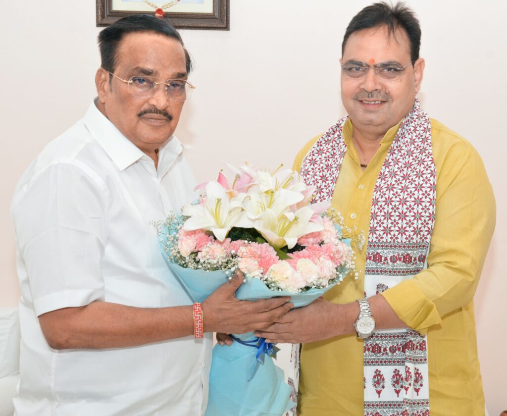मुख्यमंत्री भजन लाल शर्मा की केंद्रीय जल शक्ति मंत्री सी आर पाटिल से दिल्ली में मुलाकात