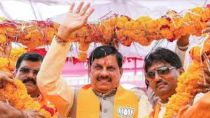 छह महीने की हुई ” मोहन सरकार” , “योगी राज” का इंतजार बरकरार