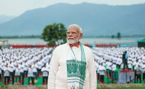 योग एकजुट करने वाली शक्ति बन गया है, जो विभिन्न संस्कृतियों और पृष्ठभूमियों के लोगों को एक साथ लाता है: प्रधानमंत्री