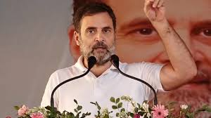कांग्रेस नेता राहुल गांधी पहुंचे केरल, भाजपा पर जमकर साधा निशाना
