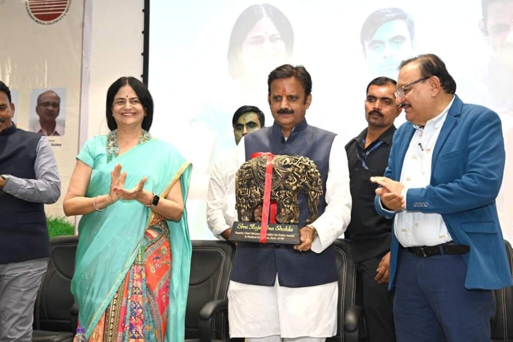 समेकित प्रयास से मध्यप्रदेश स्वास्थ्य क्षेत्र में शीघ्र अग्रणी बनेगा: उप-मुख्यमंत्री शुक्ल