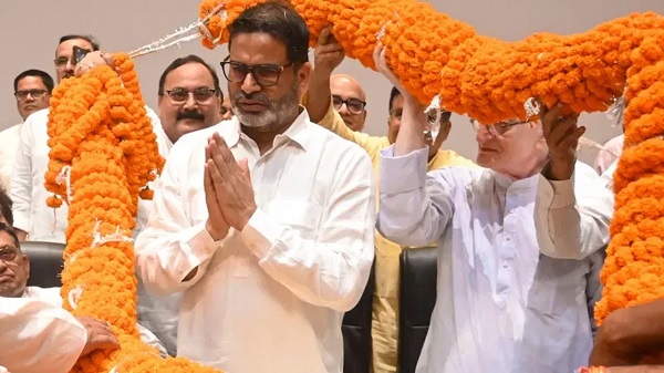 राजनीति में किस्मत आजमाएंगे रणनीतिकार प्रशांत किशोर, लॉन्च करेंगे अपनी नई पार्टी
