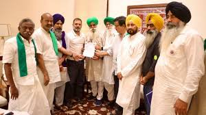 दिल्ली की तरफ मार्च करेंगे अन्नदाता’, 12 किसान नेताओं ने राहुल गांधी से की मुलाकात