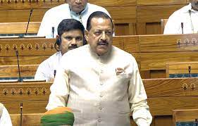 “लेटरल एंट्री के माध्यम से 63 नियुक्तियां की गईं, जिनमें से 57 अधिकारी विभिन्न मंत्रालयों एवं विभागों में कार्यरत हैं – केंद्रीय मंत्री डॉ. जितेंद्र सिंह”