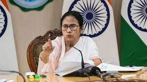 नीति आयोग की बैठक से पहले ममता बनर्जी ने दिखाए तेवर, नीति आयोग खत्म करने की मांग