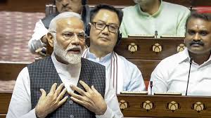 राज्यसभा में प्रधानमंत्री ने कांग्रेस पर जमकर बोला हमला, तिलमिला गए विपक्षी सांसद, हंगामे के बाद किया वॉकआउट