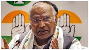 हिंडनबर्ग की नई रिपोर्ट के बाद सियासी गर्मी, खड़गे ने पीएम मोदी पर साधा निशाना