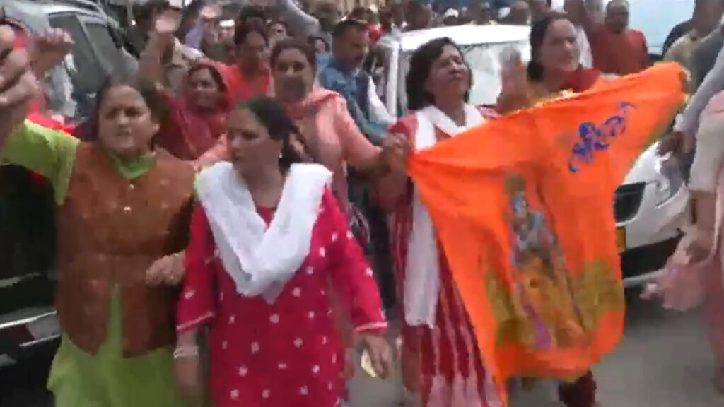 हिमाचल प्रदेश के संजौली में मस्जिद विवाद: मुस्लिम पक्ष का दावा और स्थिति का विश्लेषण