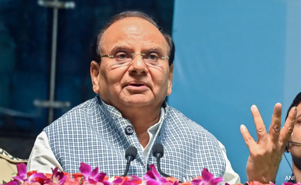 उपराज्यपाल वीके सक्सेना ने मेयर के फैसले को पलटा, स्थायी समिति की सदस्य के चुनाव की आवश्यकता पर जोर