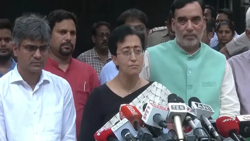 दिल्ली की नई सीएम आतिशी ने शपथ भी नहीं ली कि पंजाब में भी महिला मुख्यमंत्री की मांग