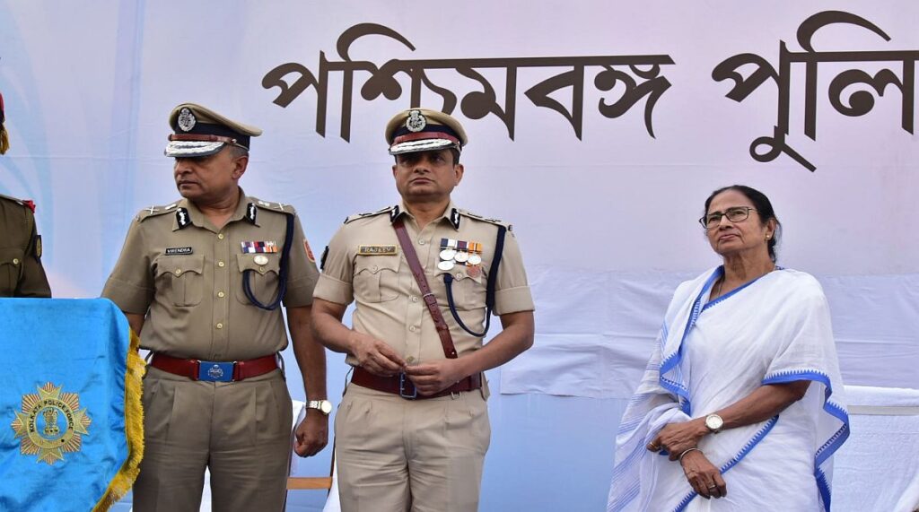 ममता बनर्जी की दलील: पश्चिम बंगाल पुलिस के कामकाज पर उठे सवाल