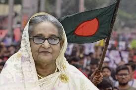 शेख हसीना के इस्तीफे के बाद बांग्लादेश में अल्पसंख्यकों पर हमले तेज, 49 शिक्षकों से जबरन इस्तीफा