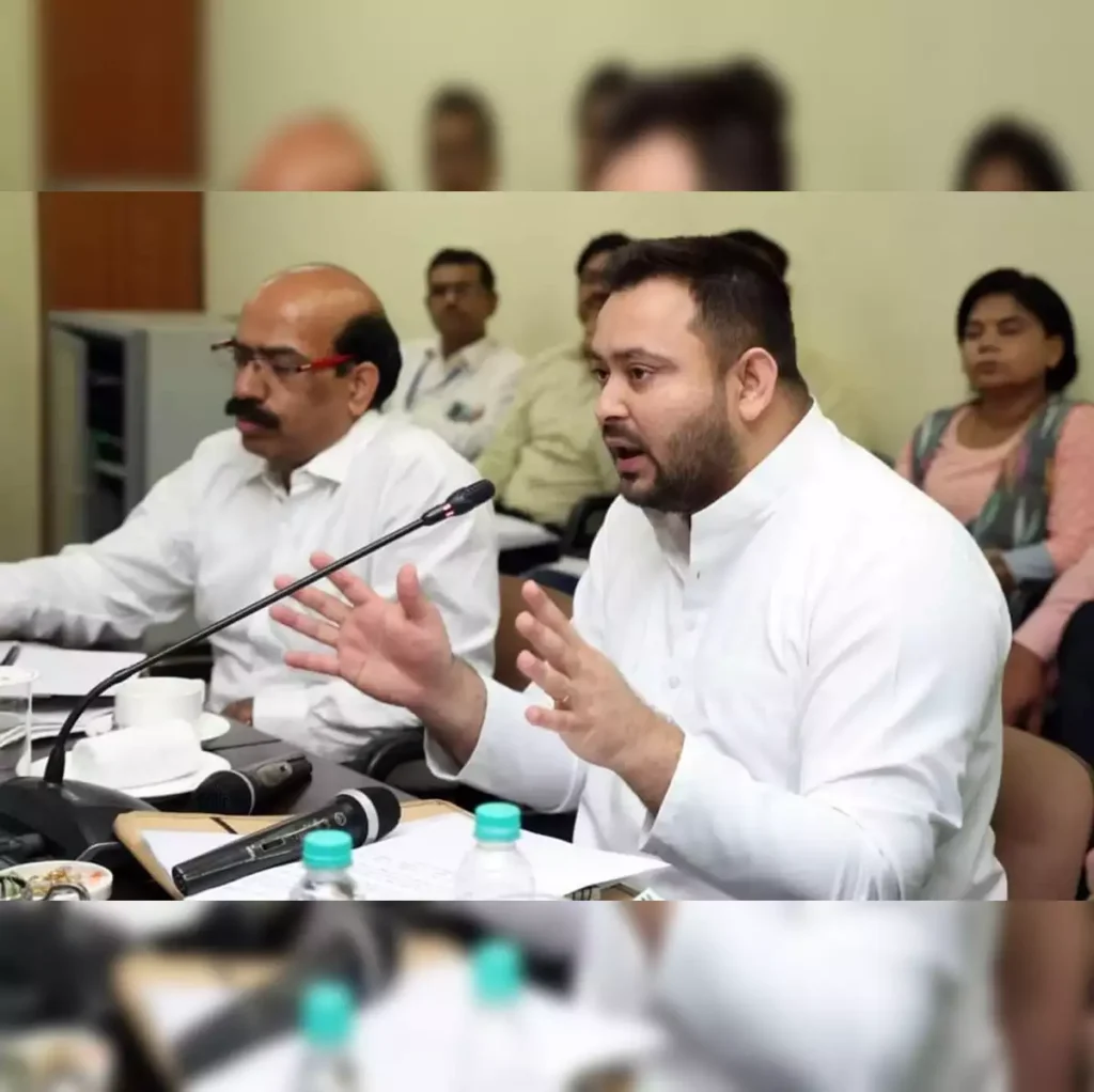 संवाद कार्यक्रम में राजद विधायकों पर कार्यकर्ताओं का गुस्सा: तेजस्वी यादव के सामने उठाए कई गंभीर आरोप