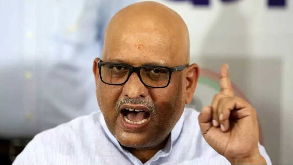 बाबा सिद्दीकी की हत्या पर कांग्रेस का भाजपा पर हमला, अजय राय ने लगाया जंगलराज का आरोप