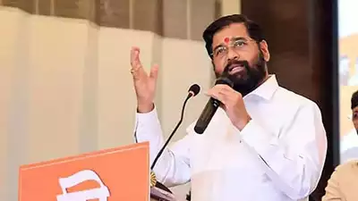 एकनाथ शिंदे का बयान: ‘दाढ़ी’ और महाविकास अघाड़ी पर तंज
