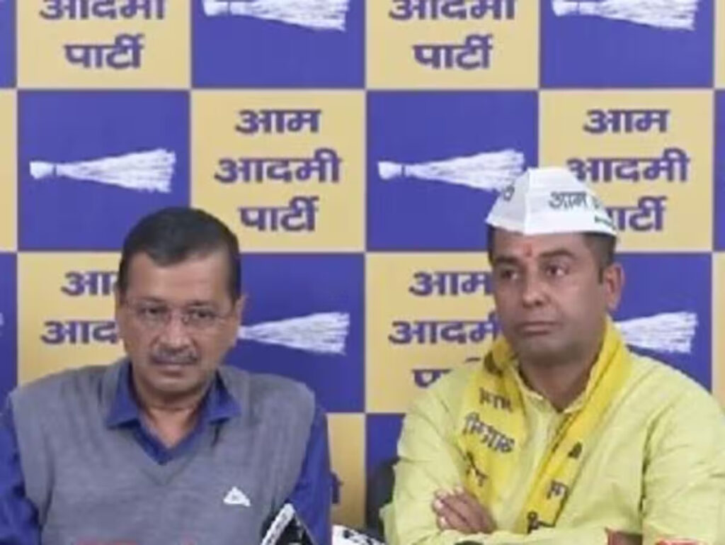 दिल्ली चुनाव से पहले बड़ा सियासी उलटफेर: कैलाश गहलोत ने छोड़ा साथ, बीजेपी नेता अनिल झा आप में शामिल