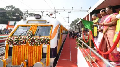 राष्ट्रपति द्रौपदी मुर्मू ने ओडिशा में रखी तीन नई रेलवे लाइनों की नींव, आदिवासी बहुल क्षेत्रों को होगा लाभ