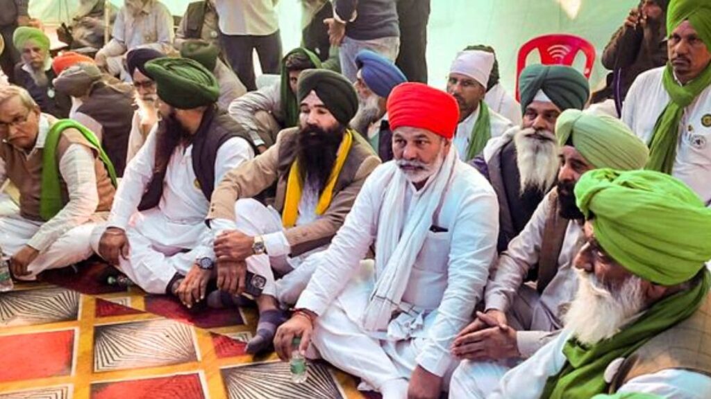 दिल्ली पर फिर मंडरा रहा है किसान आंदोलन का साया, डल्लेवाल के अनशन से मामला हो रहा खतरनाक