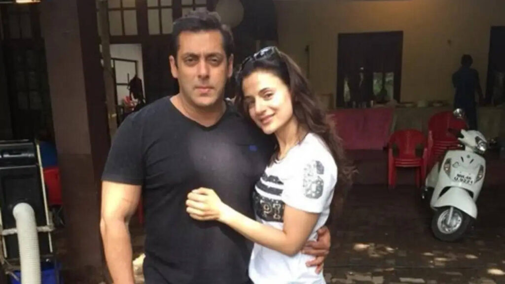 अमीषा पटेल ने सलमान खान संग शादी और खूबसूरत बच्चों पर दिया बयान, कहा- ‘दुनिया सुंदर लोगों को साथ देखना पसंद करती है’