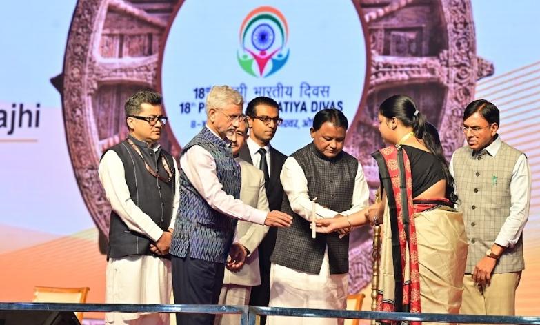 ‘भारत का युवा वैश्विक नवाचार में नेतृत्व करने के लिए तैयार’: केंद्रीय मंत्री मांडविया ने प्रवासी भारतीय दिवस पर व्यक्त की आशा