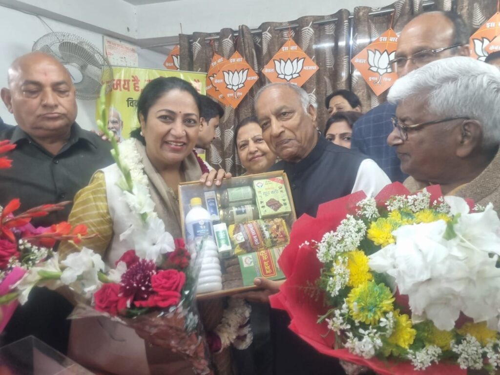 कामधेनु आरोग्य संस्थान के संस्थापक डॉ. एस.पी. गुप्ता ने मुख्यमंत्री श्रीमती रेखा गुप्ता को दी शुभकामनाएं