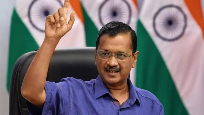 दिल्ली विधानसभा चुनाव 2025: शुरुआती रुझानों में AAP पिछड़ी, बीजेपी को बढ़त