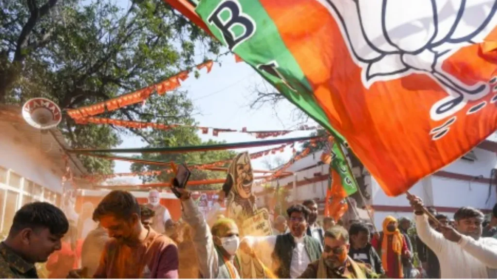 ‘सरप्राइज’ होगा दिल्ली CM का चेहरा? रेस में हैं ये नाम, पहली बार विधायक चुने गए इन नेताओं की भी चर्चा