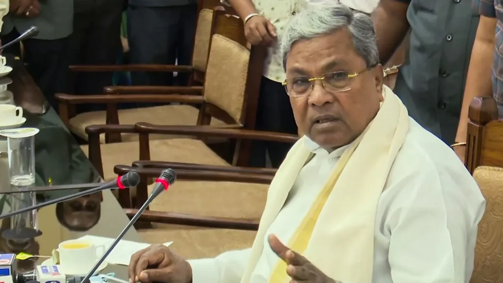 ‘सिद्धारमैया को छूने की हिम्मत मत करना, राख हो जाओगे’ – कर्नाटक कांग्रेस में सत्ता संघर्ष के बीच मंत्री का बयान