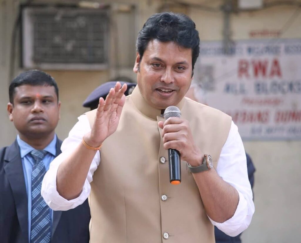 त्रिपुरा बजट 2025-26: आर्थिक वृद्धि की ओर एक ऐतिहासिक कदम, बिप्लब कुमार देब का बयान