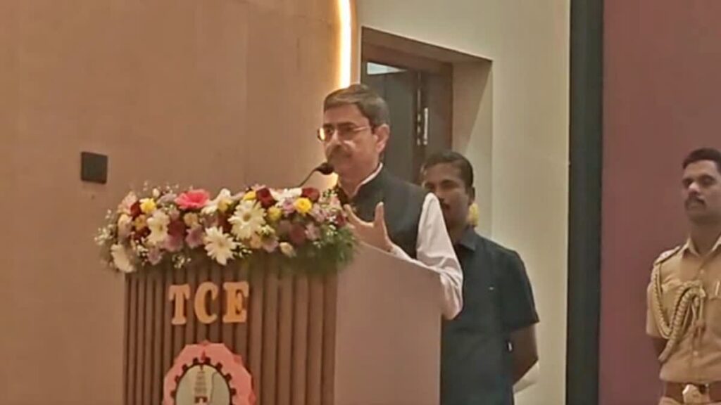बोलो जय श्री राम…’: तमिलनाडु के राज्यपाल के नारे पर सियासी बवाल, लेकिन क्या वास्तव में संविधान के खिलाफ है यह आह्वान?