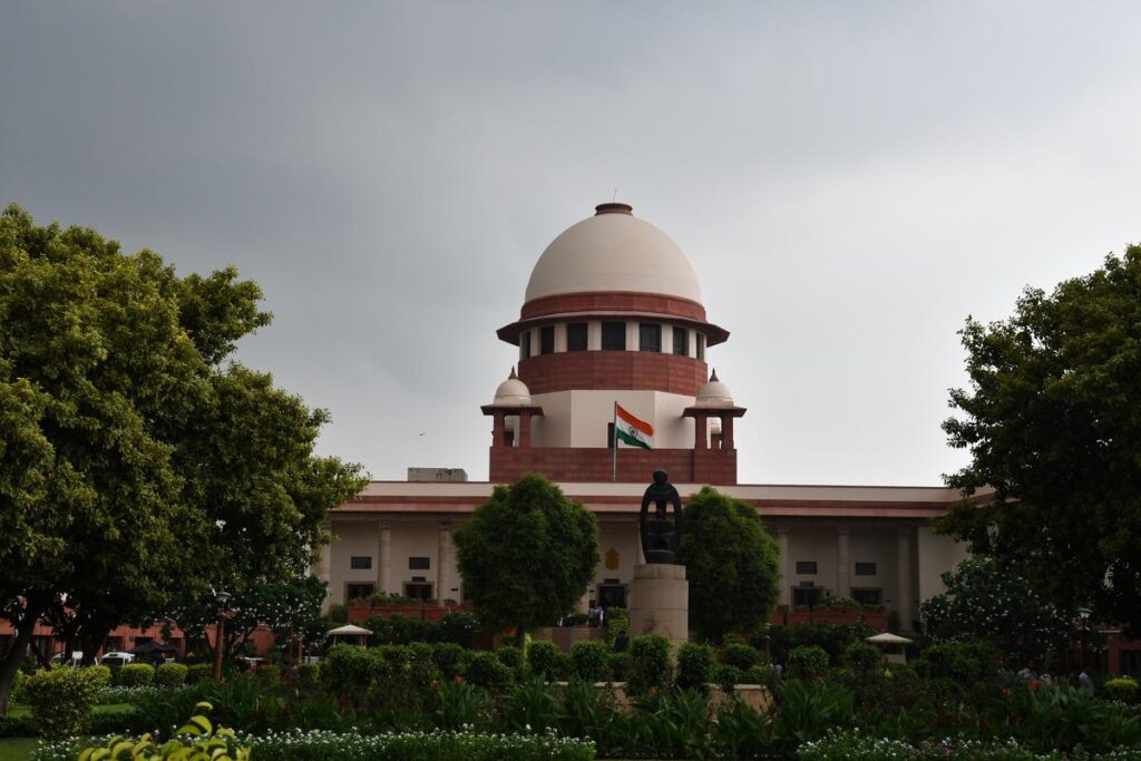 सुप्रीम कोर्ट में वक्फ कानून को लेकर सुनवाई – धार्मिक स्वतंत्रता, संपत्ति अधिकार और अनुच्छेद 26 पर हुई अहम बहस