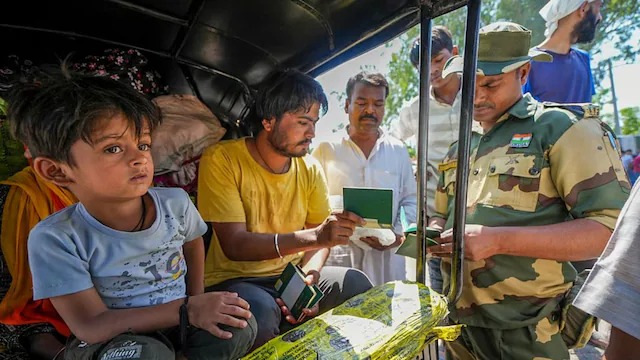 “भारत में पाकिस्तानियों के वीजा की समय सीमा खत्म, 537 पाकिस्तानी लौटे, 843 भारतीय भी पाकिस्तान से वापस”