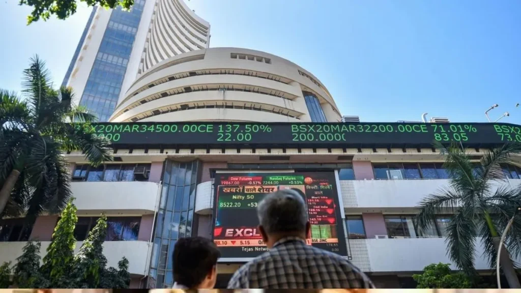 सोमवार को बाजार की मजबूत शुरुआत: सेंसेक्स 430 अंक चढ़ा, निफ्टी 24,000 के करीब
