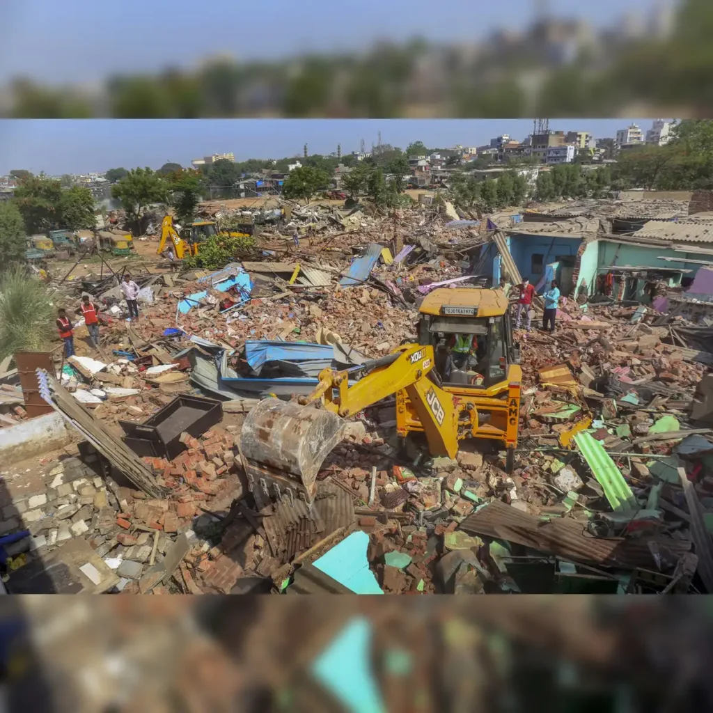 अहमदाबाद में ‘बांग्लादेशी अड्डे’ पर फिर चला बुलडोजर! चंडोला तालाब से हटेंगे 8 हजार अवैध ढांचे, प्रशासन का बड़ा एक्शन!