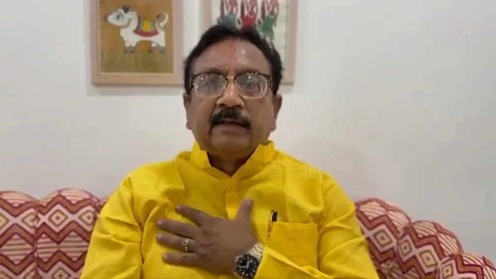 MP में सियासी भूचाल: मंत्री विजय शाह के विवादित बयान की जांच के लिए चुने गए 3 IPS अफसर, जानिए कौन हैं ये सच्चाई के शिकारी !