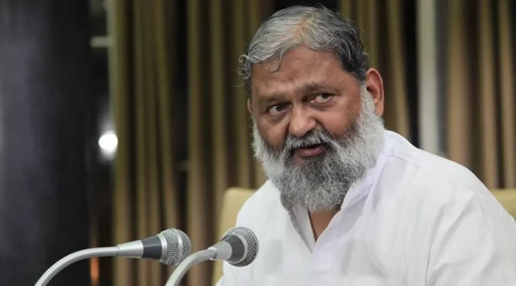 अनिल विज की जीरो टॉलरेंस नीति का असर: चर्खी दादरी में बिजली विभाग के जेई पर गिरी गाज, लापरवाही पर सस्पेंड