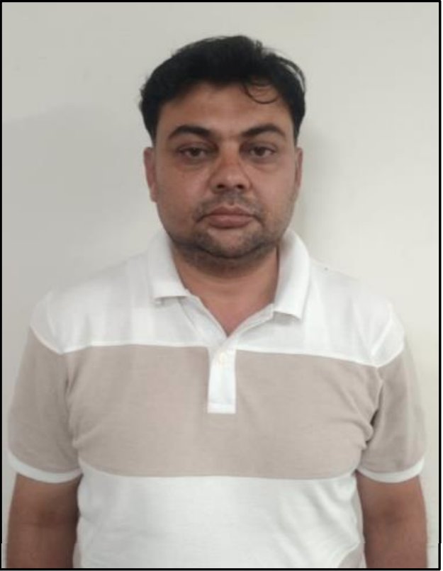 UP में ISI का बड़ा नेटवर्क ध्वस्त! मसालों की आड़ में जासूसी कर रहा था शहजाद, मुरादाबाद से दबोचा गया” दुश्मन हमारे बीच ही बैठे हैं