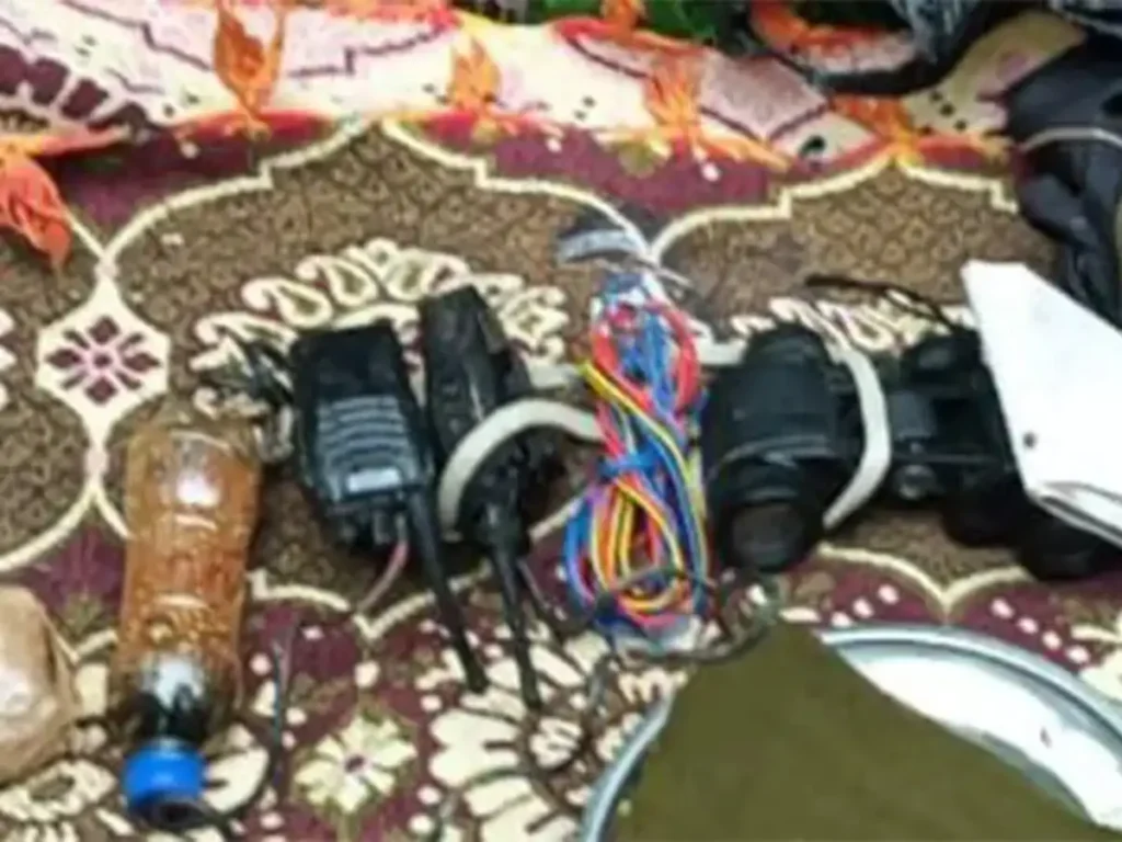 सुरनकोट में आतंक की साज़िश नाकाम: सेना और पुलिस की संयुक्त कार्रवाई में IED और विस्फोटक बरामद