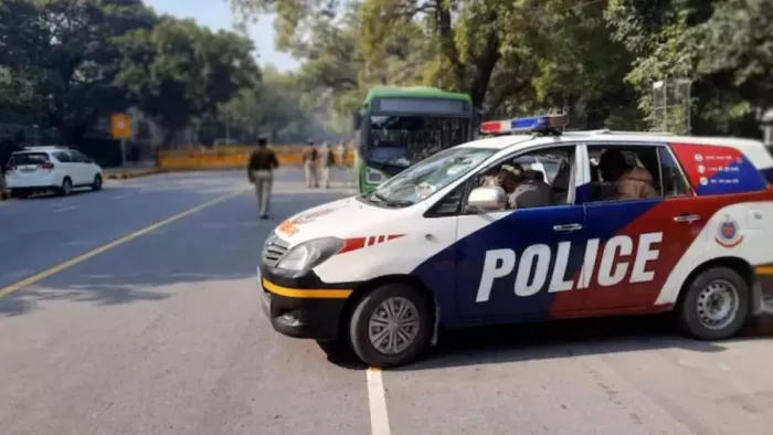 समाज में बढ़ता अपराध : बिखरते रिश्ते, खोते मूल्य…. जागो अभी समय है ! समाज में बढ़ता अपराध : बिखरते रिश्ते, खोते मूल्य.... जागो अभी समय है !