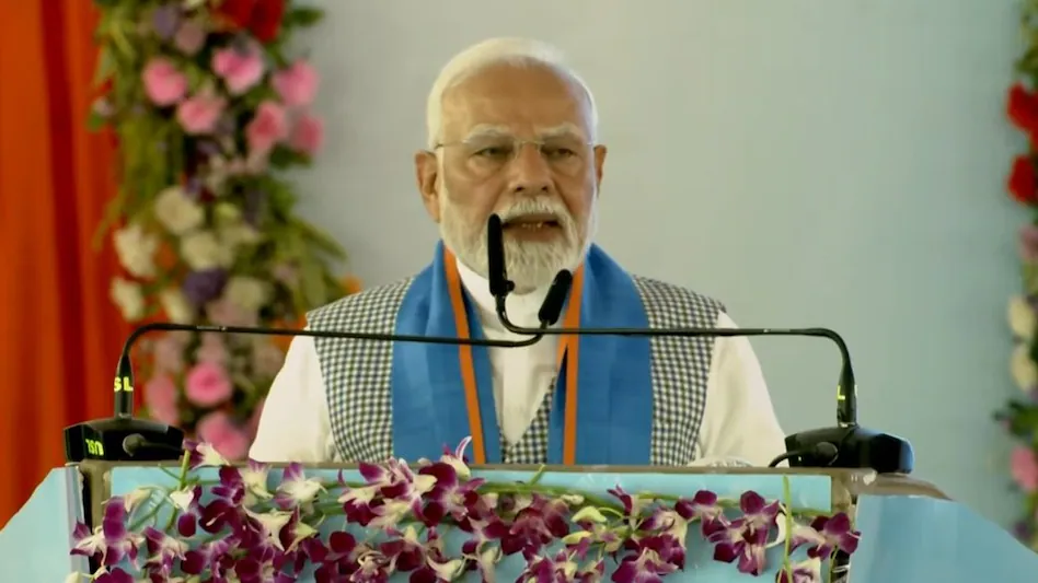 सीवान, बिहार रैली में बोले पीएम मोदी: “ये देश को ताकत देने वाली भूमि है” सीवान, बिहार रैली में बोले पीएम मोदी: "ये देश को ताकत देने वाली भूमि है"