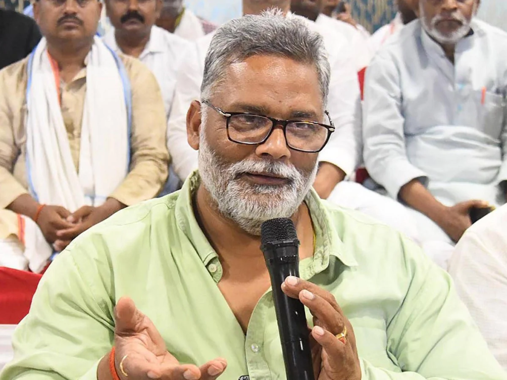 पप्पू यादव का तेजस्वी यादव को ‘हेडमास्टर’ न बनने की सलाह, कांग्रेस को बताया ‘माई-बाप’
