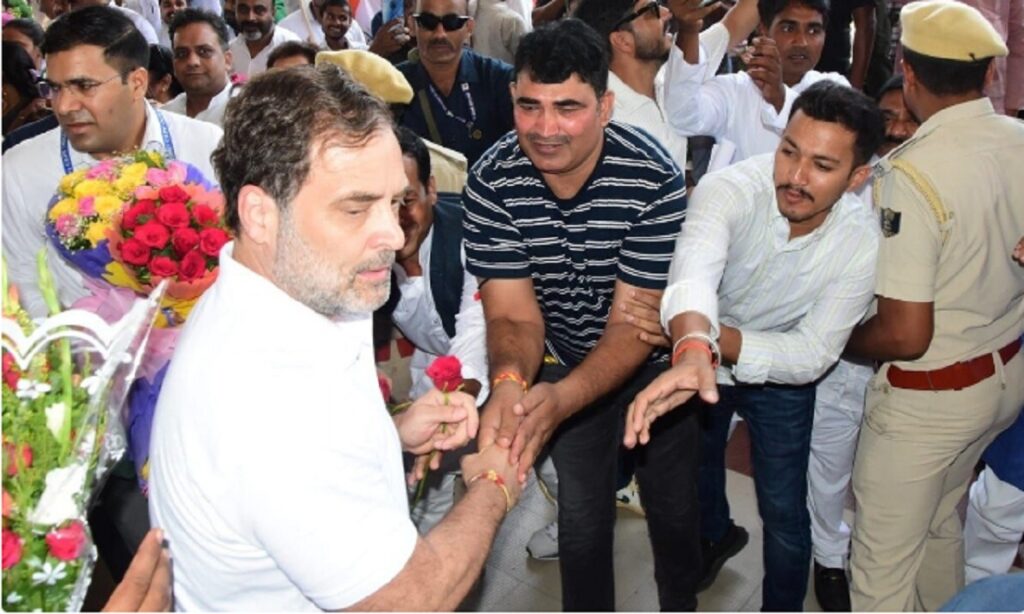 Bihar Chunav 2025: राहुल गांधी का बिहार दौरा ,संविधान सुरक्षा से दशरथ मांझी के गाँव तक Bihar Chunav 2025: राहुल गांधी का बिहार दौरा ,संविधान सुरक्षा से दशरथ मांझी के गांव तक