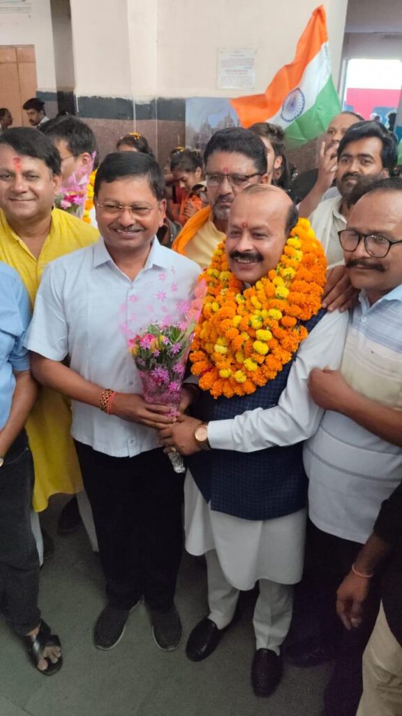 डॉ. राकेश मिश्र का सतना में ऐतिहासिक स्वागत: बॉक्सिंग जगत में नया अध्याय