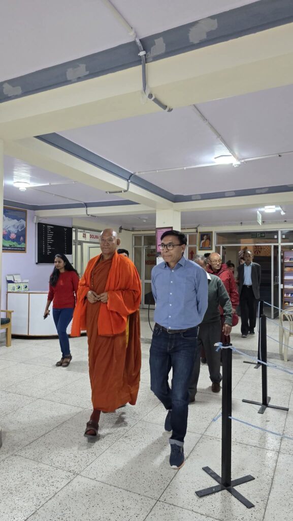 लद्दाख सांसद हनीफा जान का महाबोधि सेंटर दौरा: मानवतावादी कार्यों की सराहना