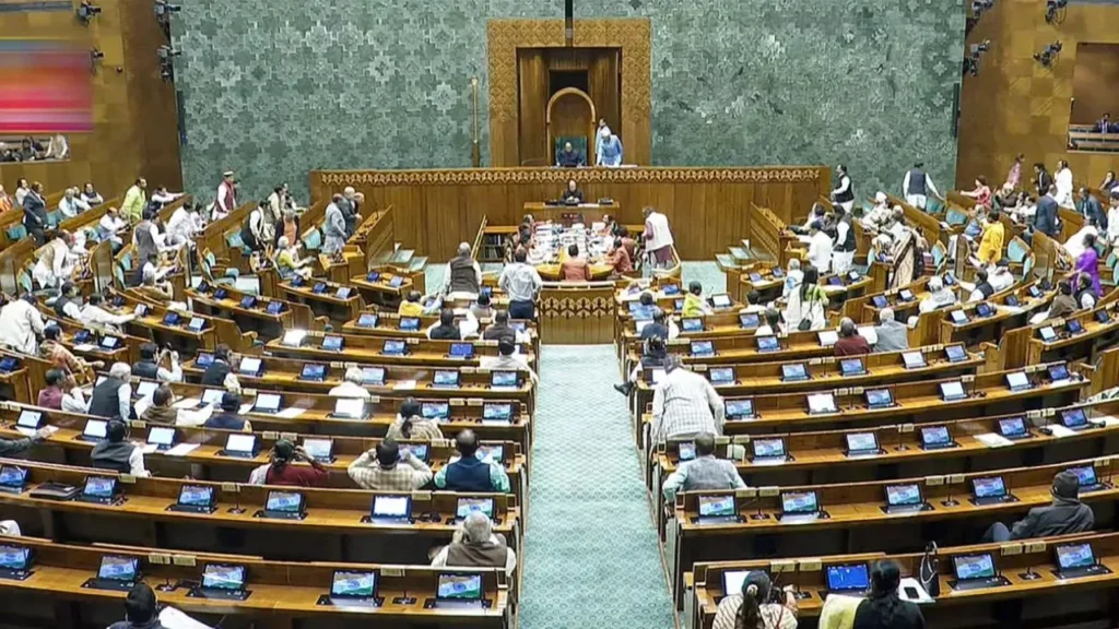 मानसून सत्र 2025: सरकार लाएगी बड़े विधेयक मानसून सत्र 2025: सरकार लाएगी बड़े विधेयक