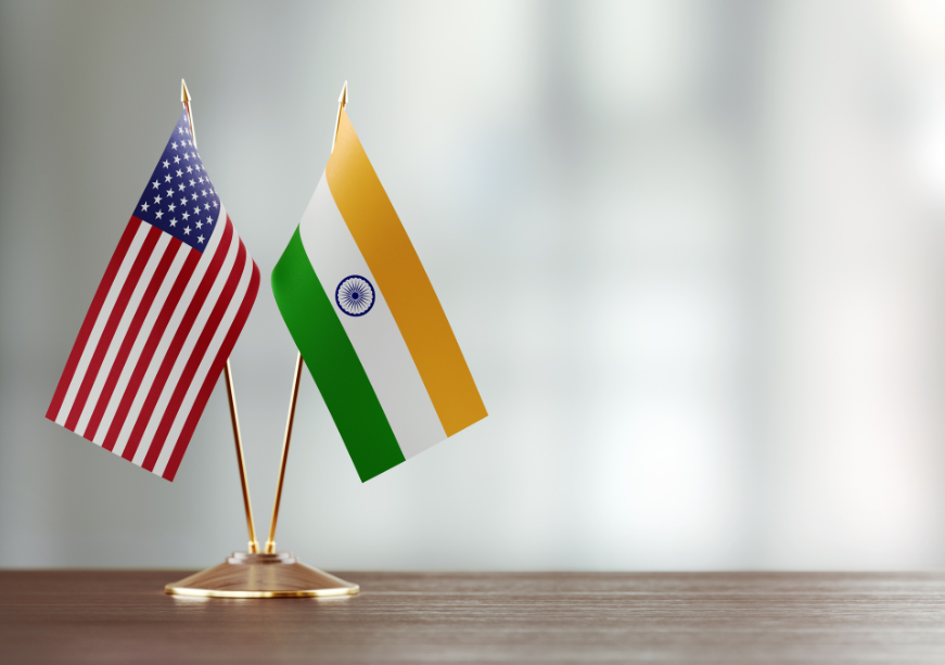 अमेरिक में भारतीयों पर अनचाहा दबाव – एक सुनियोजित साज़िश अमेरिक में भारतीयों पर अनचाहा दबाव – एक सुनियोजित साज़िश