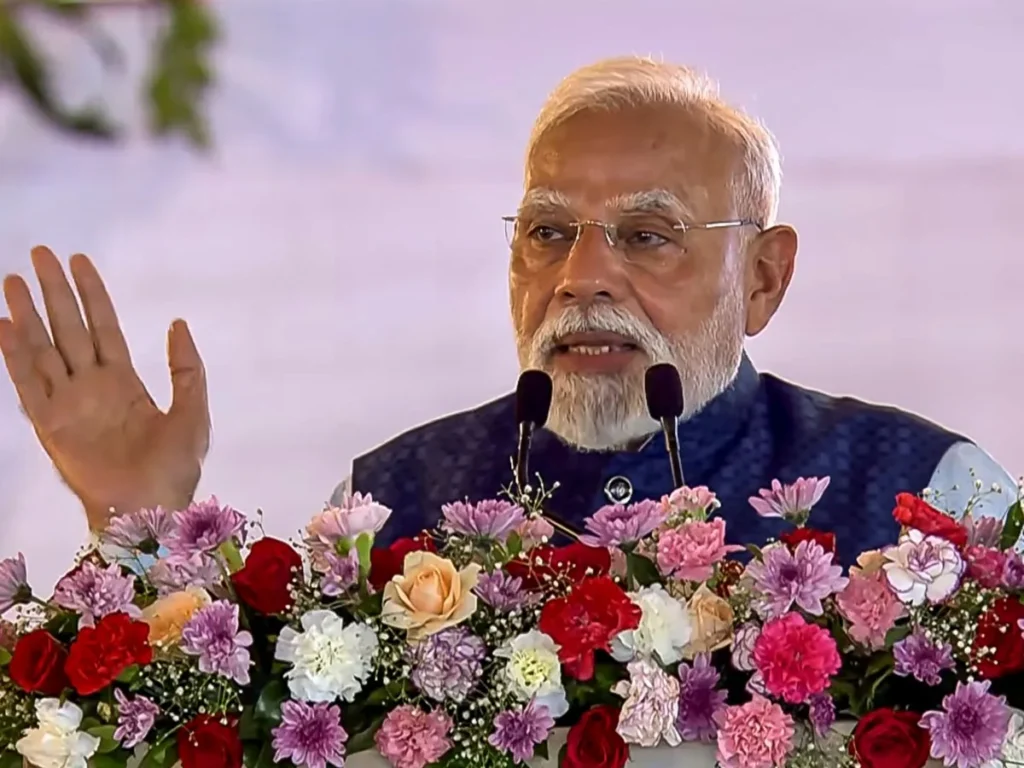 अर्थव्यवस्था को नई गति: जीएसटी सुधार में पीएम मोदी की अपील