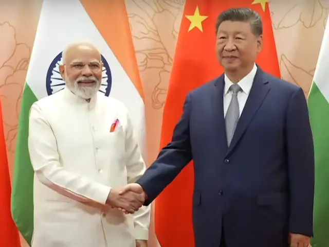 SCO सम्मेलन में राष्ट्रपति शी जिनपिंग से मिले पीएम मोदी, संबंधों को मिली नई दिशा