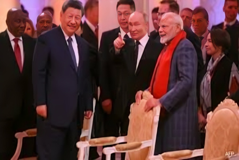 (SCO) शिखर सम्मेलन : चीन में शी जिनपिंग का ‘पोस्ट-अमेरिकन’ मंच (SCO) शिखर सम्मेलन : चीन में शी जिनपिंग का ‘पोस्ट-अमेरिकन’ मंच
