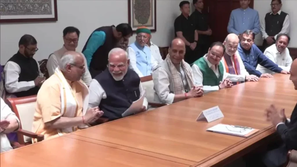 NDA के उपराष्ट्रपति उम्मीदवार सीपी राधाकृष्णन ने भरा नामांकन, पीएम मोदी बने मुख्य प्रस्तावक